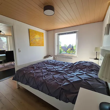 Schiefer Huus Krummhörn